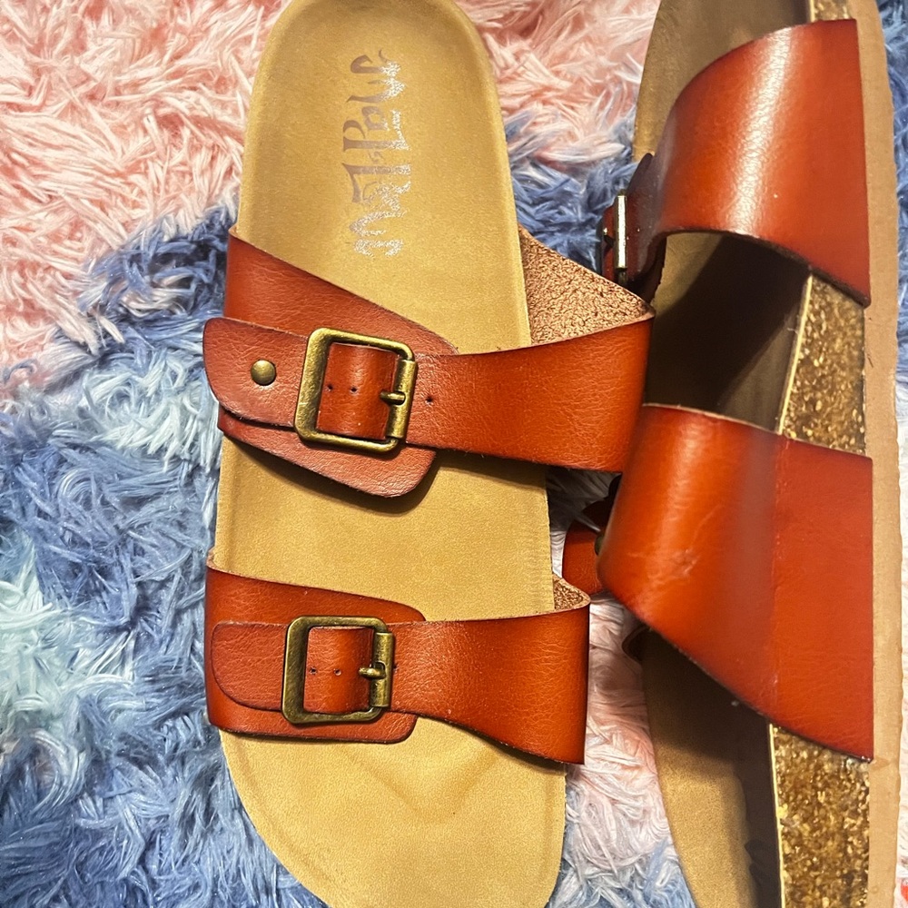Like new off brand Birkenstock sandals.